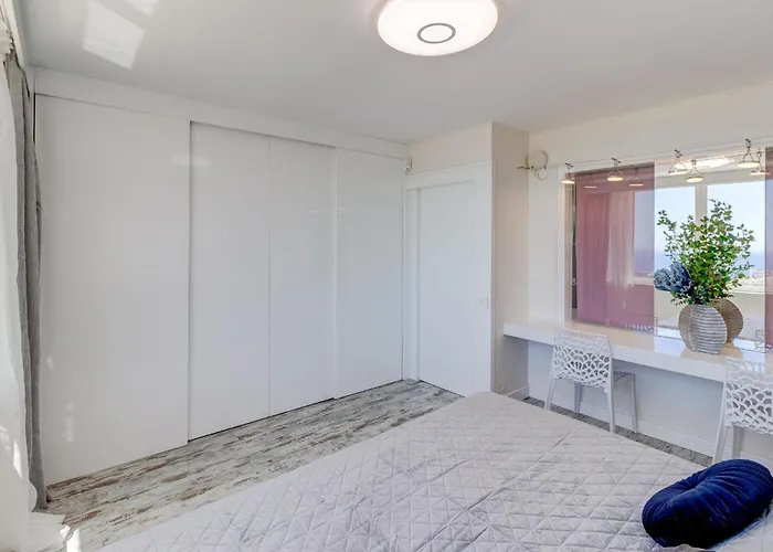 Panoramic Ocean Mountain View 3 Lägenhet