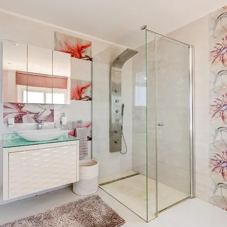 Panoramic Ocean Mountain View 3 Apartmán